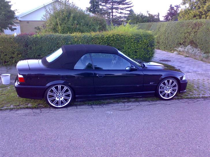 BMW 320 i cabriolet  billede 10