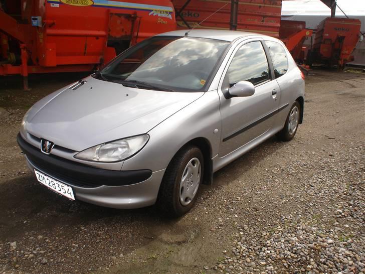 Peugeot 206  billede 1