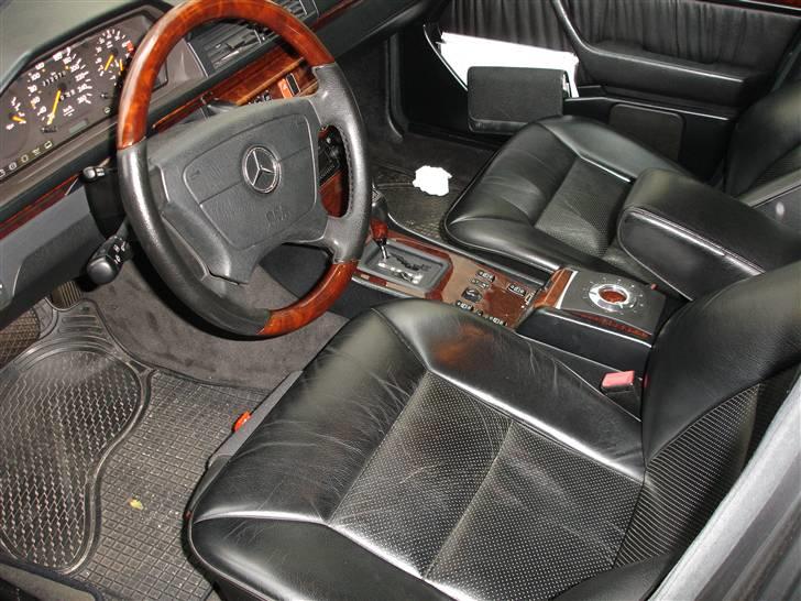 Mercedes Benz 400E 4,2 (konfiskeret)  - Lædersæder billede 5