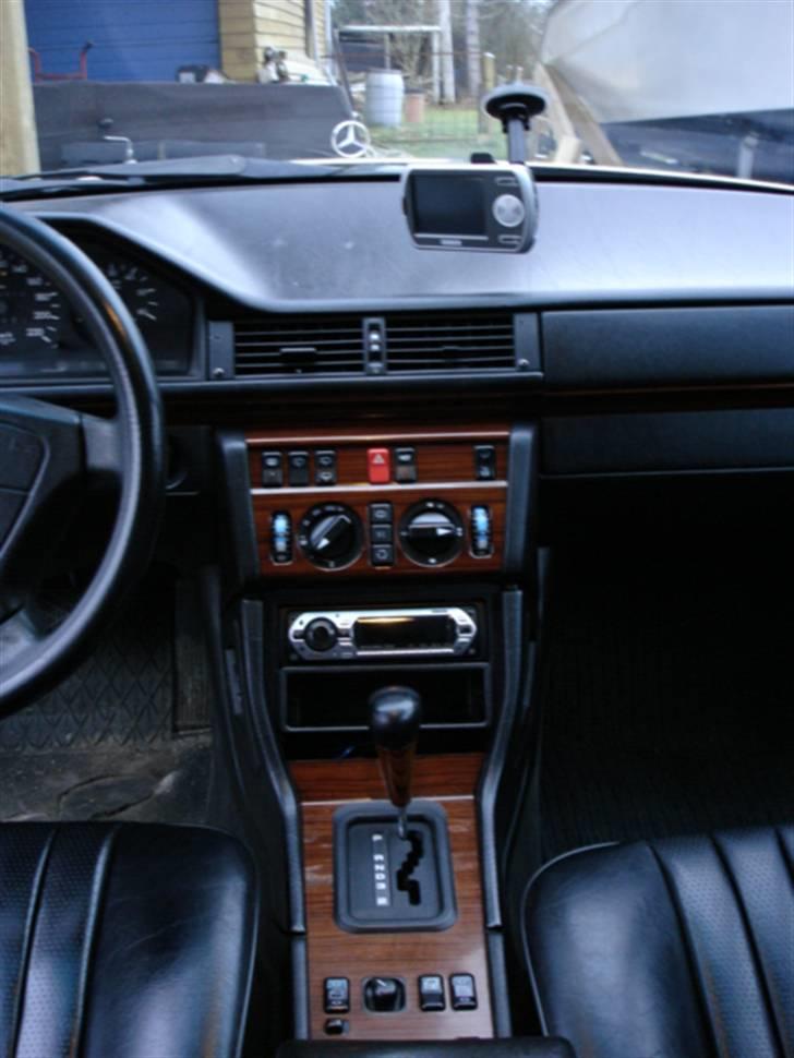 Mercedes Benz E 250 D billede 4