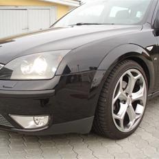 Ford Mondeo V6