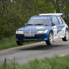 Peugeot 205 MAXI