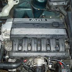 BMW E34 520i - 525i (solgt)