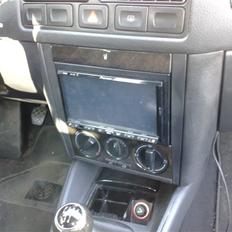 VW Golf IV GTI 220hk Solgt