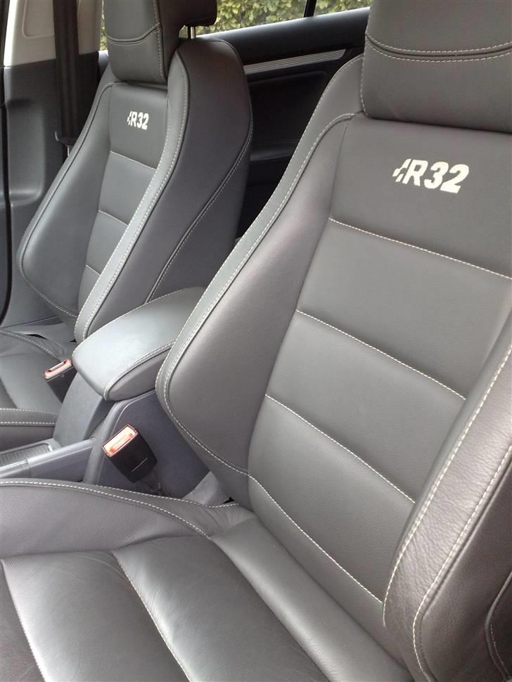 VW --- GOLF R32 --- billede 13