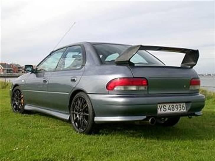 Subaru Impreza gt turbo billede 3