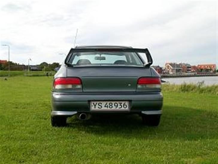 Subaru Impreza gt turbo billede 4
