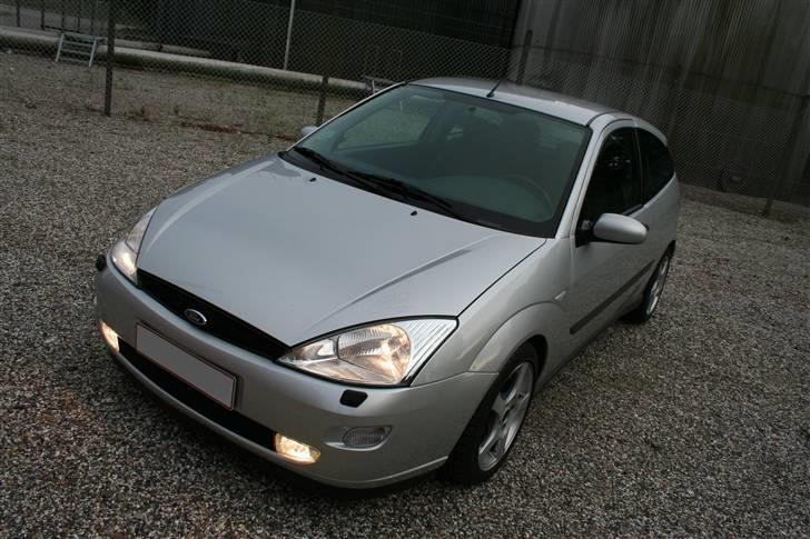 Ford Focus 1.6 Trend *solgt* billede 4