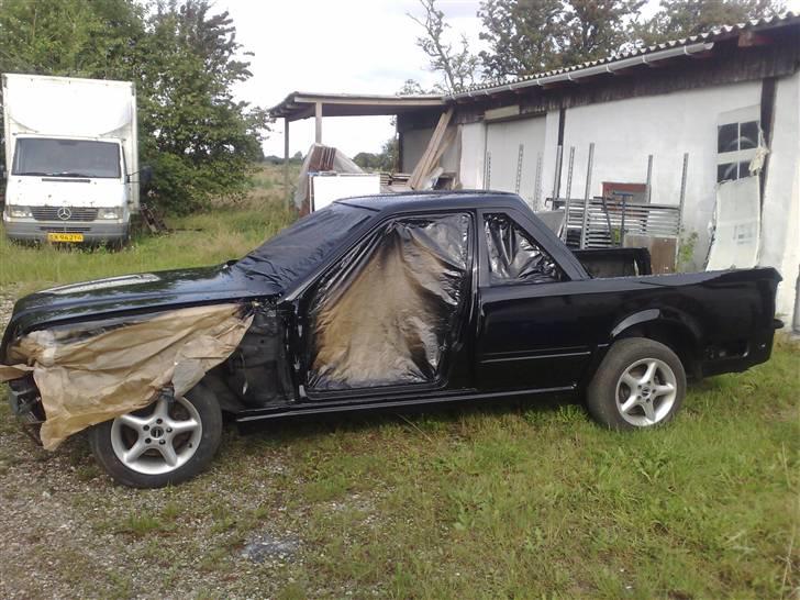 Mercedes Benz W124 Pickup BI TURBO billede 1