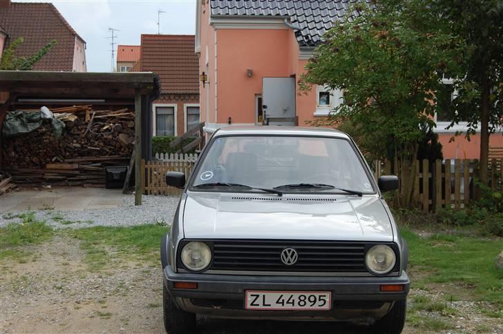 VW Golf 2    solgt  billede 1