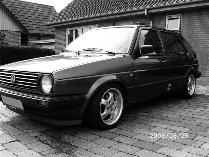 VW GOLF 2 TD - SOLGT billede 2