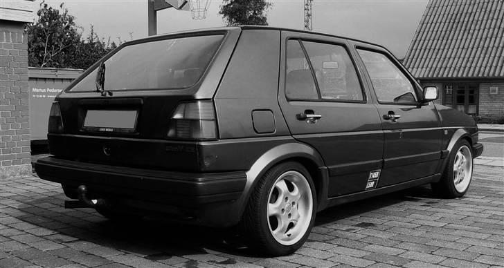 VW GOLF 2 TD - SOLGT billede 3