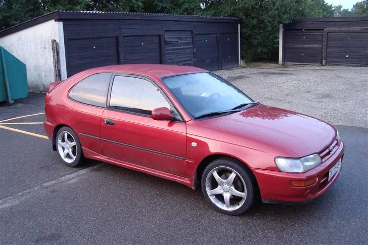 Toyota corolla 1.6 SOLGT! billede 1