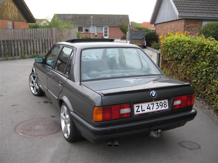 BMW 320 i E30 ( Solgt ) billede 16