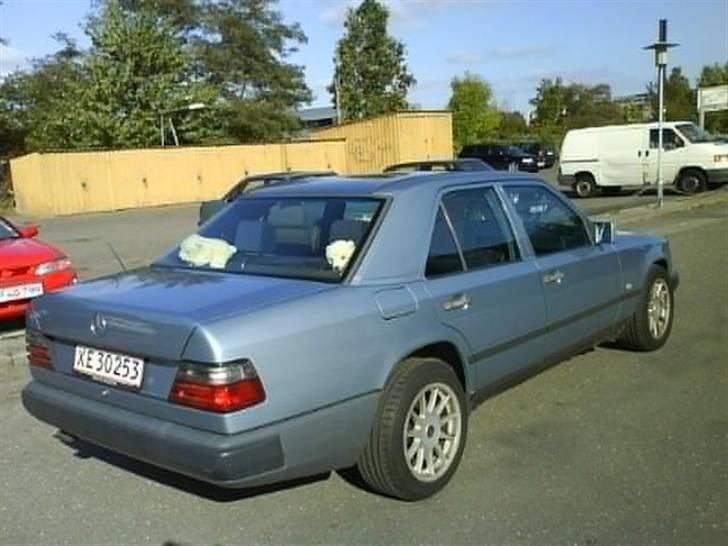 Mercedes Benz 300 D (SOLGT) billede 11