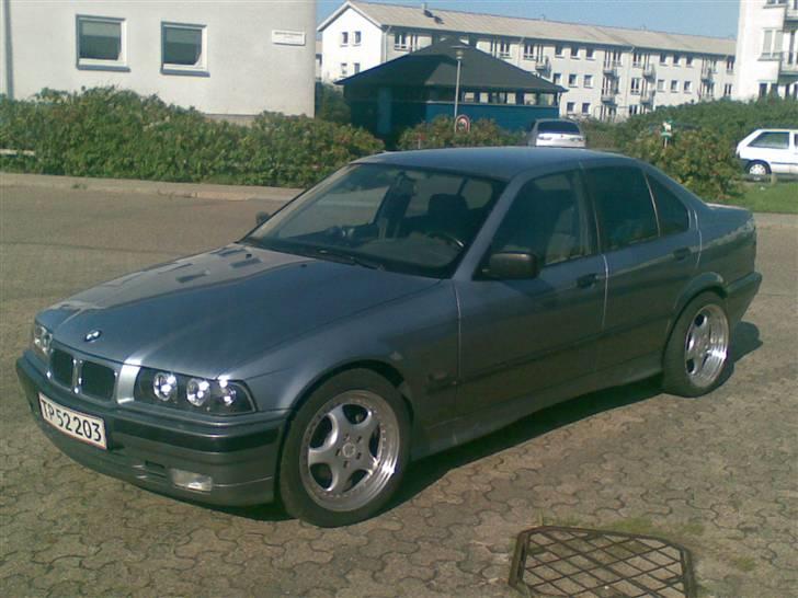 BMW 320i SOLGT.... billede 3