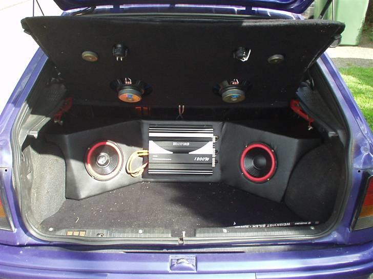 Opel Kadett GSI - byttet væk - Første hjemmebyggede anlæg billede 9