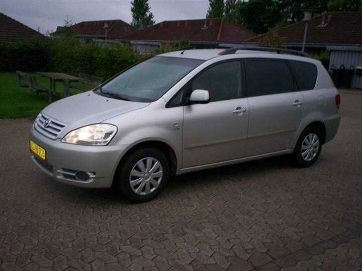 Toyota Sportsvan SOLGT billede 1
