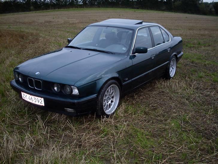 BMW E34 520i - 525i (solgt) billede 1