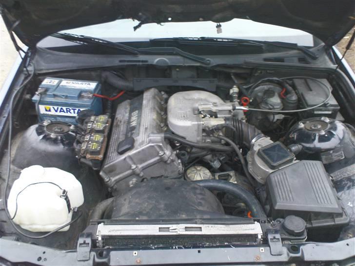 BMW 318is E36 *Solgt* billede 13
