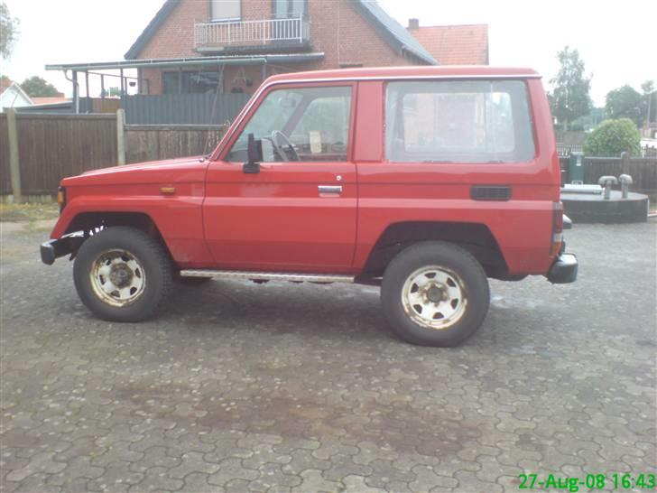 Toyota Landcruiser Lj70 (solgt) - inden der kom andre dæk på billede 2