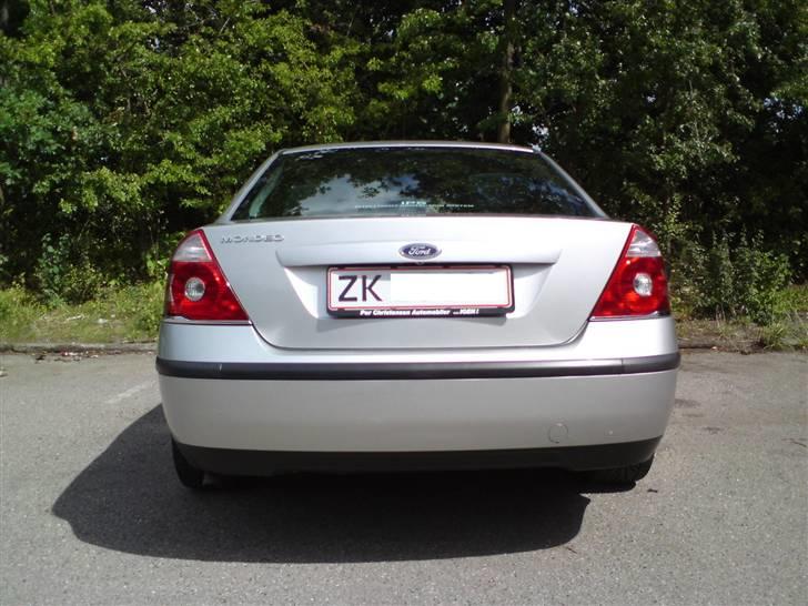 Ford Mondeo 2,0 Ghia Solgt billede 3