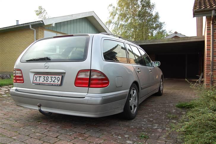 Mercedes Benz e 220 cdi solgt billede 6
