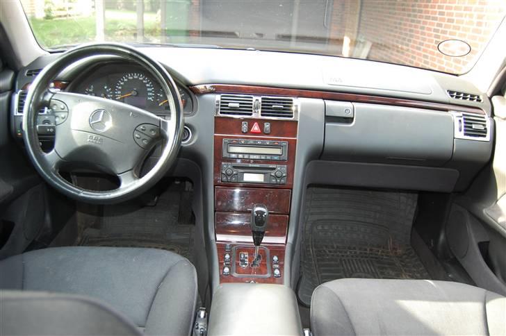 Mercedes Benz e 220 cdi solgt billede 7