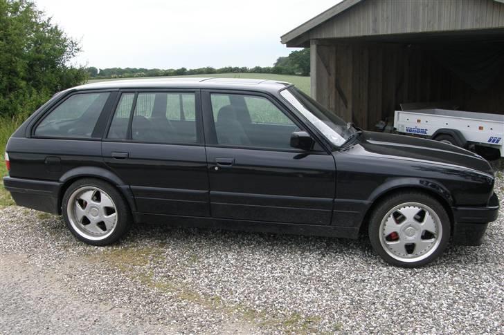 BMW 320i Touring    SOLGT   billede 11