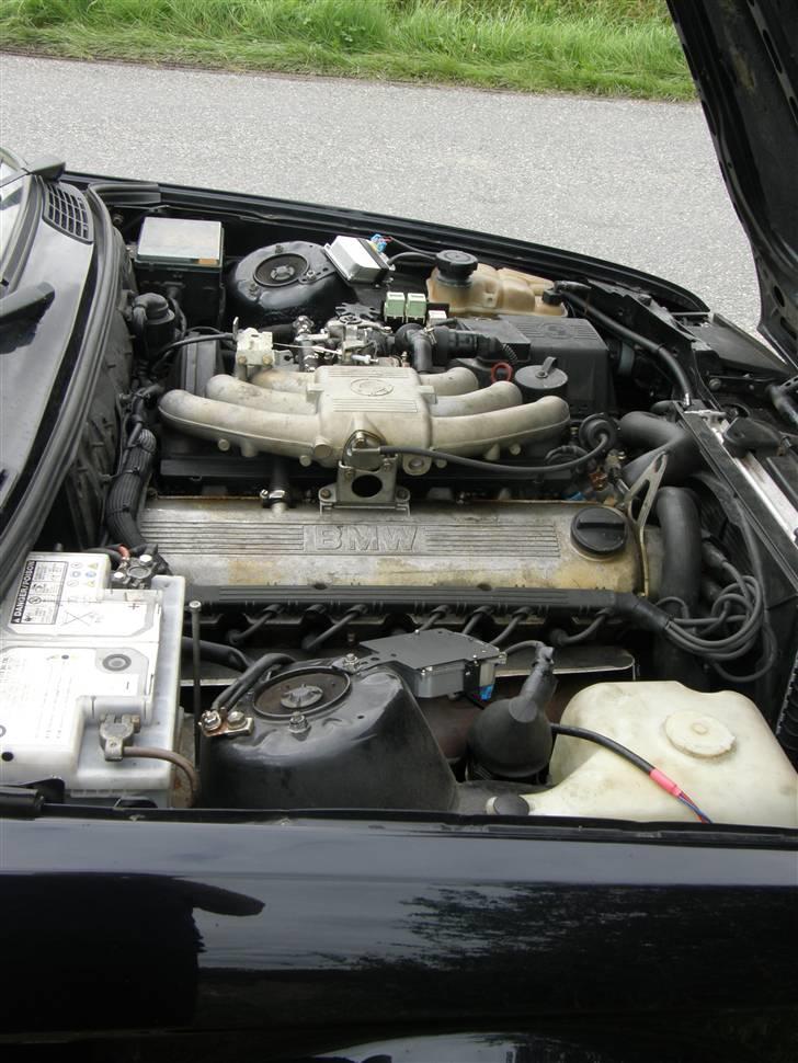 BMW 320i Touring    SOLGT   billede 17