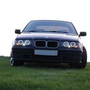 BMW 318is