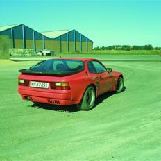 Porsche 924