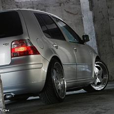 VW Golf 4