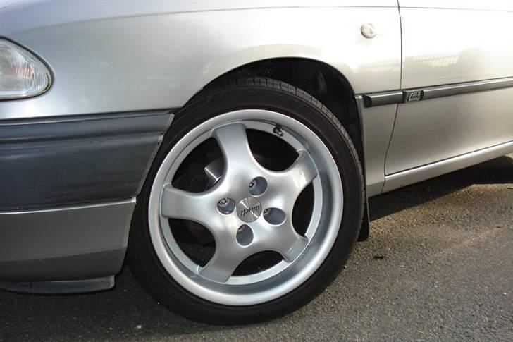 Opel Astra F Caravan SOLGT billede 11