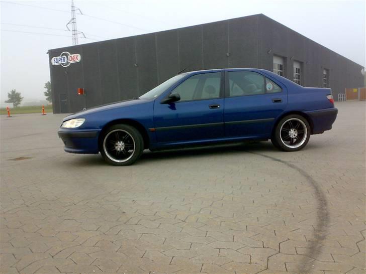 Peugeot 406 (SOLGT) billede 1