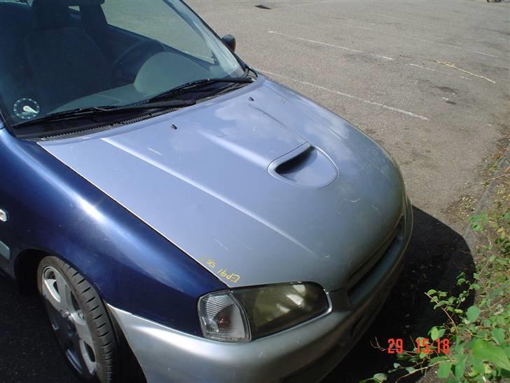 Toyota starlet (glanza) solgt - billede af den nye front billede 13