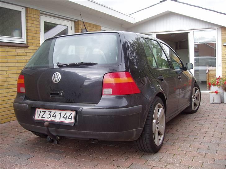VW Golf 4 1,9 TDI - SOLGT billede 4