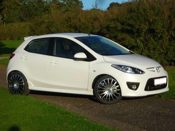 Mazda 2 Sport *SOLGT* billede 1