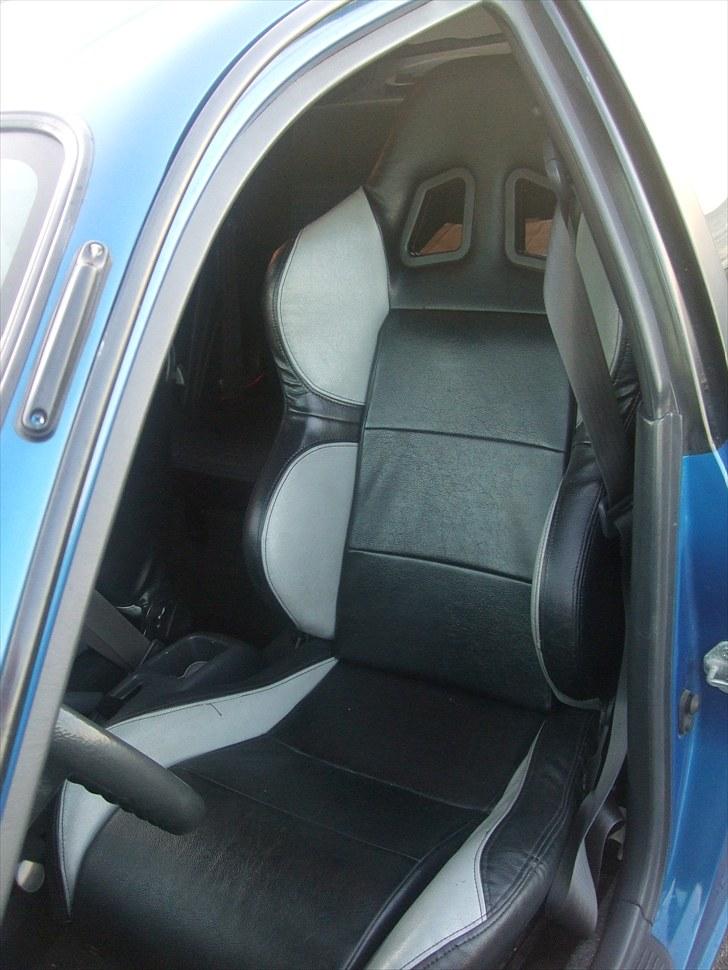 Toyota corolla  5 d.  SOLGT - meget pænere også sidder man også meget bedre billede 11