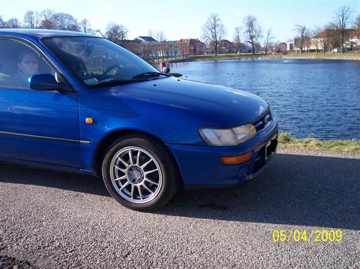 Toyota corolla  5 d.  SOLGT - fælgen..... se hvor den skiner  billede 12