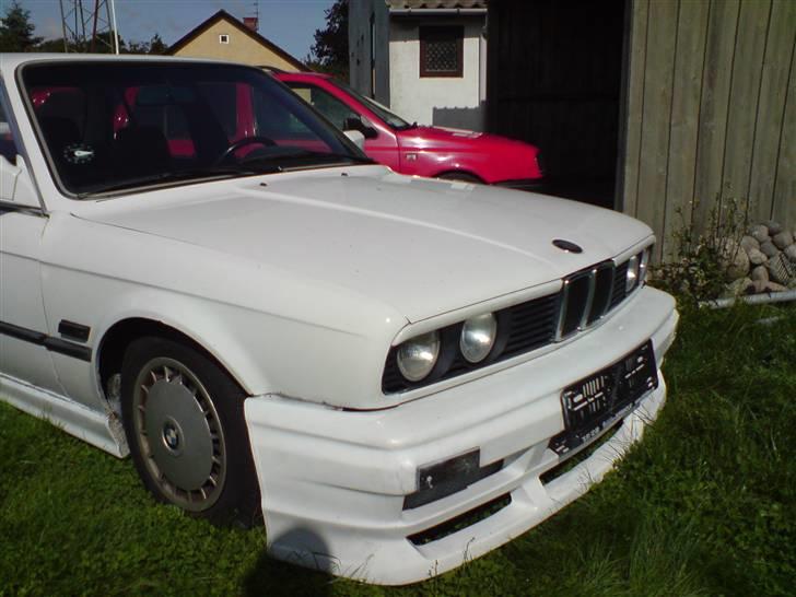 BMW E30 320i *SOLGT* billede 7