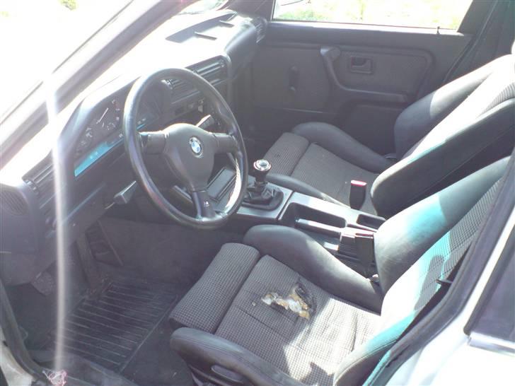 BMW E30 320i *SOLGT* billede 11