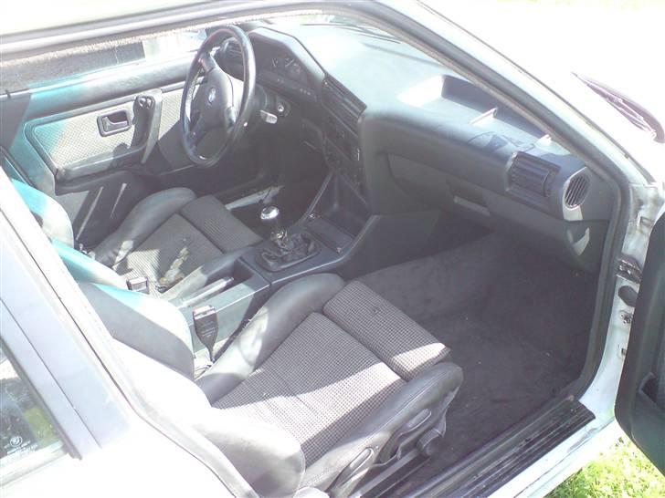 BMW E30 320i *SOLGT* billede 12