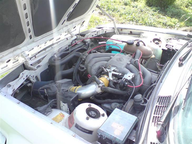 BMW E30 320i *SOLGT* billede 16