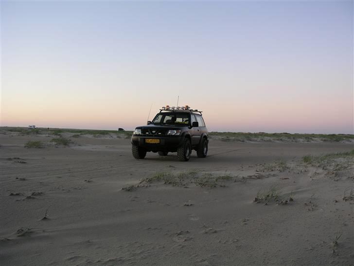 Nissan Patrol Y61 - og afstand billede 14