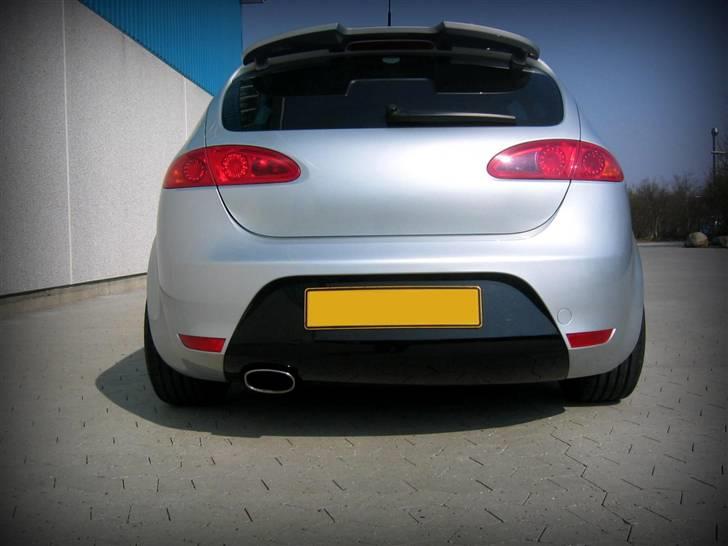 Seat Leon Cupra >SOLGT< - 11/4-09 billede 2
