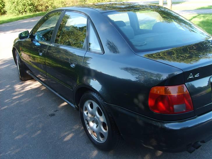 Audi A4 Turbo  SOLGT billede 2