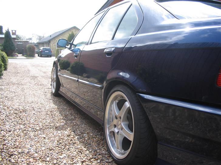 BMW E36 320 billede 4