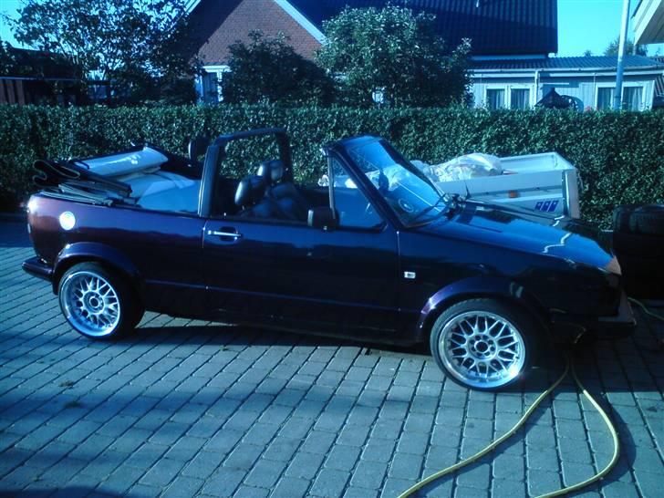 VW Golf 1 CAB SOLGT billede 1