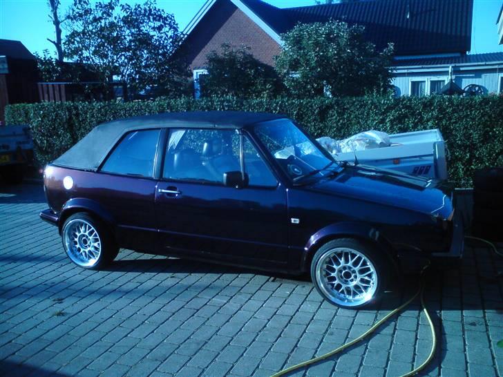 VW Golf 1 CAB SOLGT billede 2